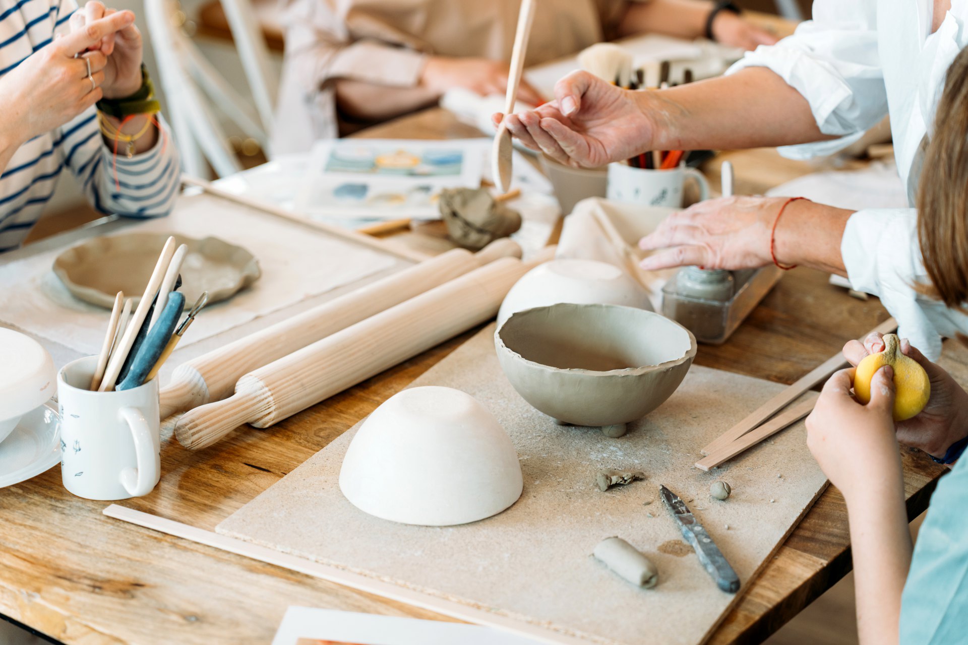 Ceramic workshop. Working in groups on ceramic creations